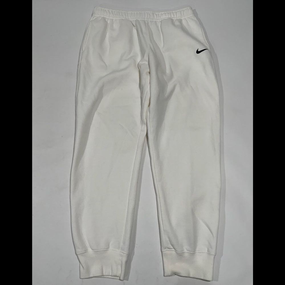 Nike Sz XL White Club Fleece Men's Training Joggers CJ1616-100